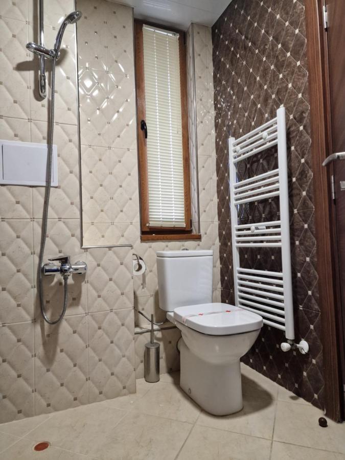 Hotel Alisa Pavel Banya Luaran gambar