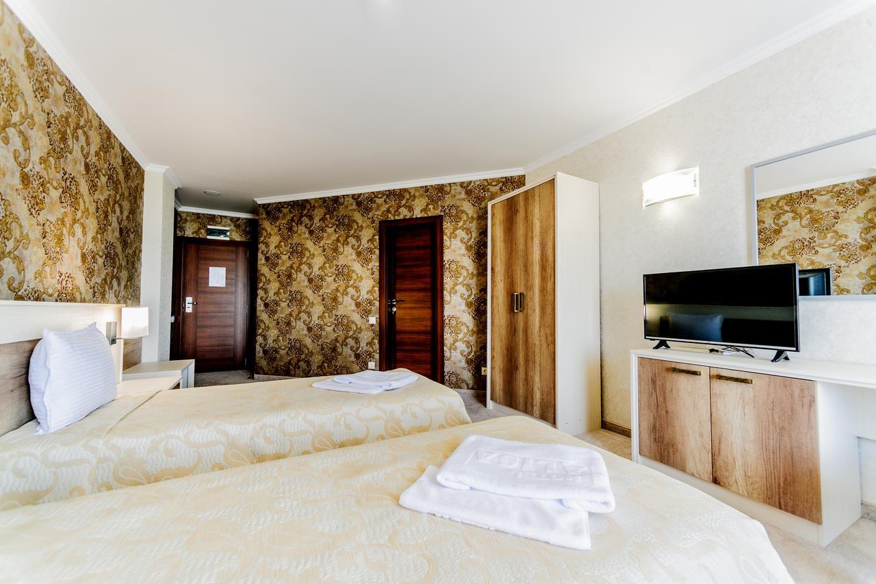 Hotel Alisa Pavel Banya Luaran gambar