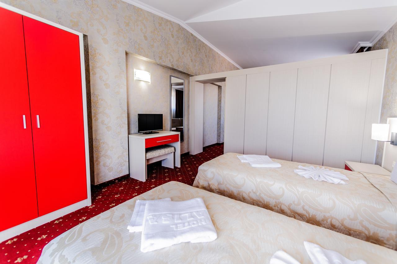 Hotel Alisa Pavel Banya Luaran gambar