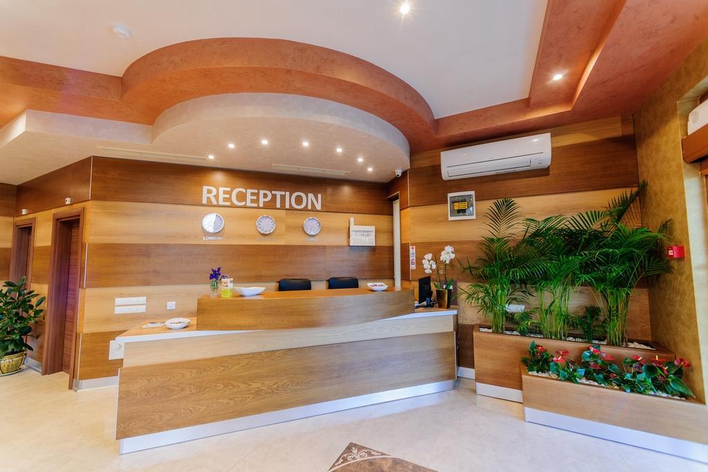 Hotel Alisa Pavel Banya Luaran gambar