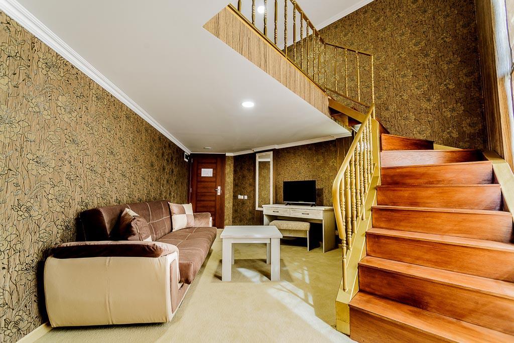 Hotel Alisa Pavel Banya Luaran gambar
