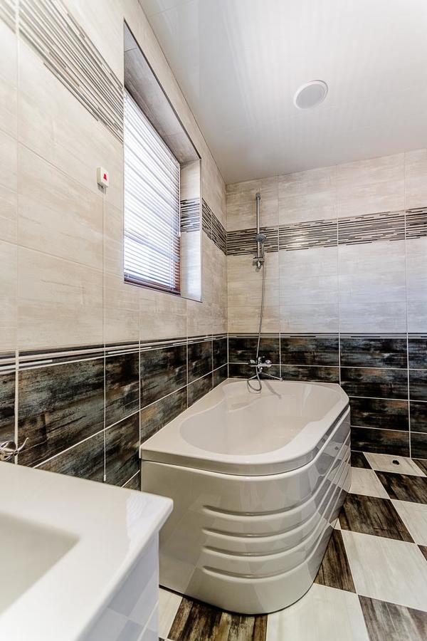 Hotel Alisa Pavel Banya Luaran gambar